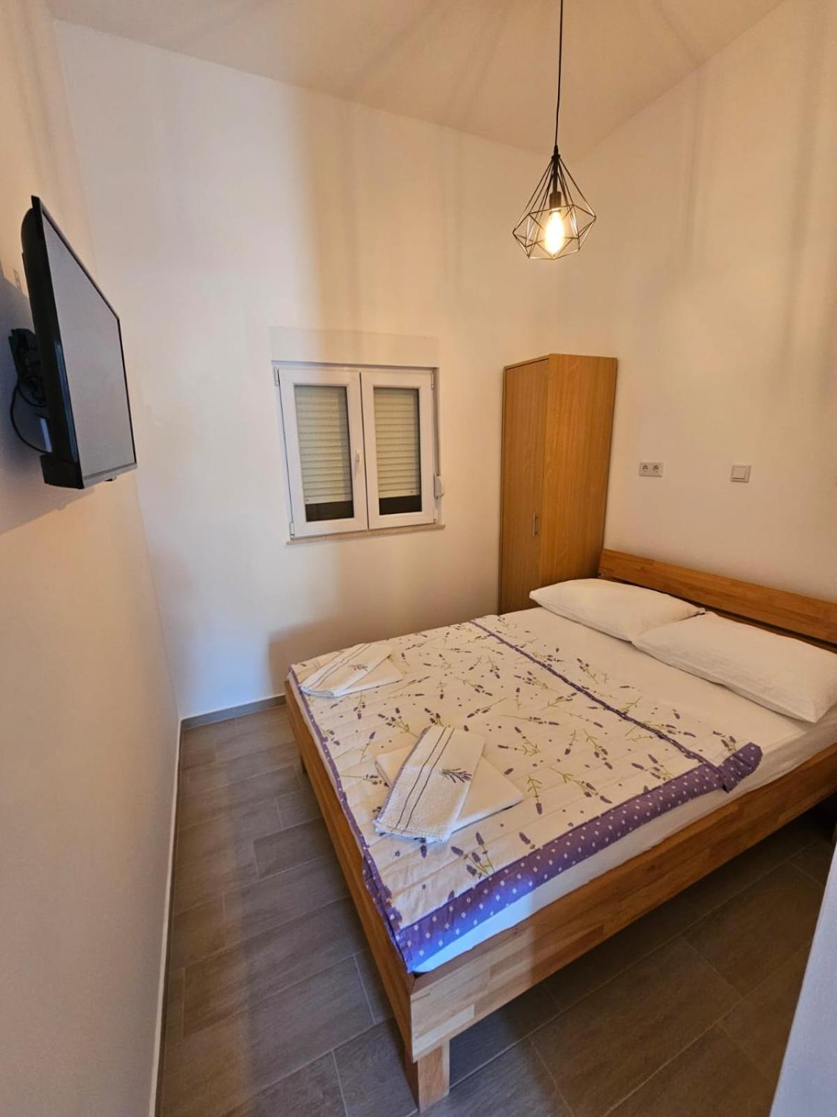 Apartmani Butigan-Tiha Luka Неум Экстерьер фото