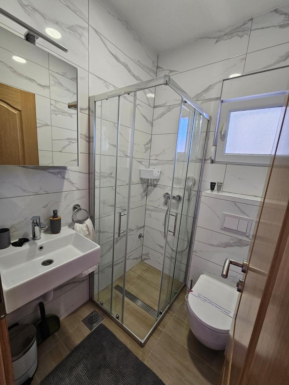 Apartmani Butigan-Tiha Luka Неум Экстерьер фото